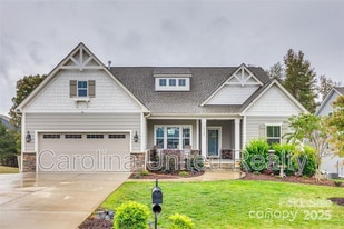 18568 Mainsail Ct in Lancaster, SC - Building Photo