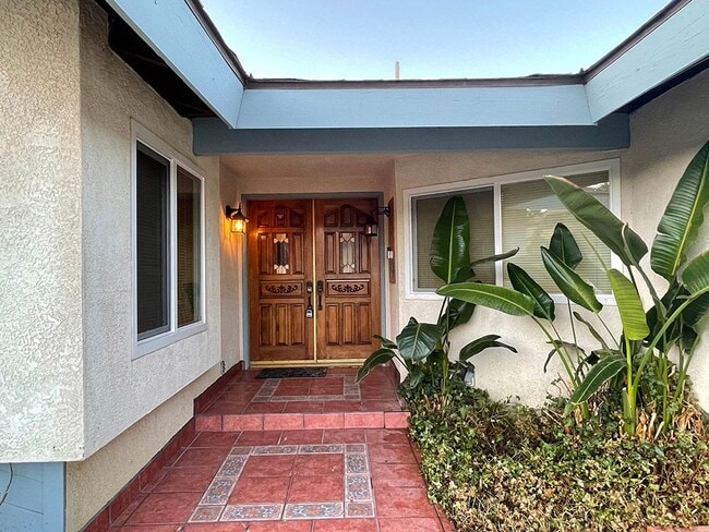 5808 Dorset Dr in Bakersfield, CA - Building Photo - Building Photo