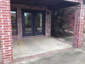 10 S Joplin Loop in Russellville, AR - Building Photo - Interior Photo