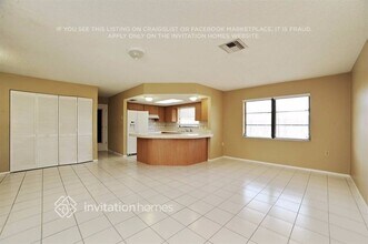 7023 Bramblewood Dr in Port Richey, FL - Building Photo - Building Photo