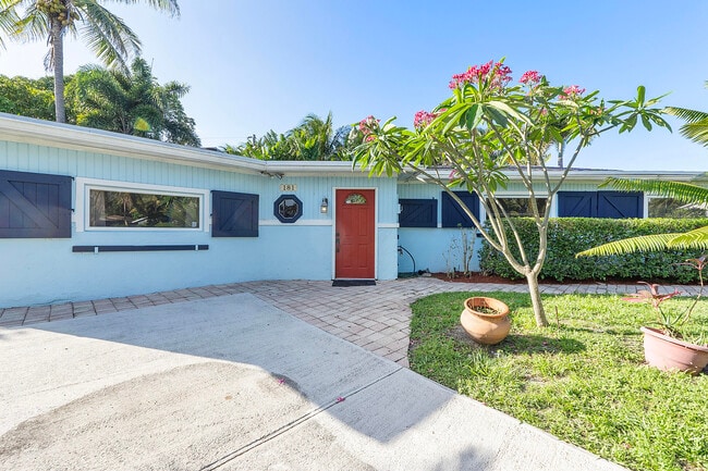 property at 181 SE 30th Ave