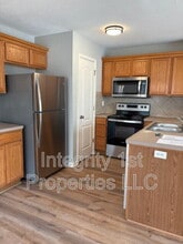 8880 N Helena Ave in Kansas City, MO - Building Photo - Building Photo