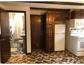 434 Revere Beach Pkwy-Unit -1 in Revere, MA - Building Photo - Building Photo