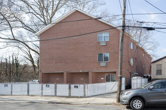 3511 Shore Pky in Brooklyn, NY - Building Photo - Building Photo