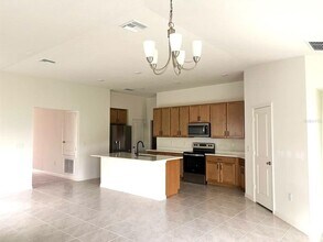 9151 Oscraft Dr in Davenport, FL - Building Photo - Building Photo
