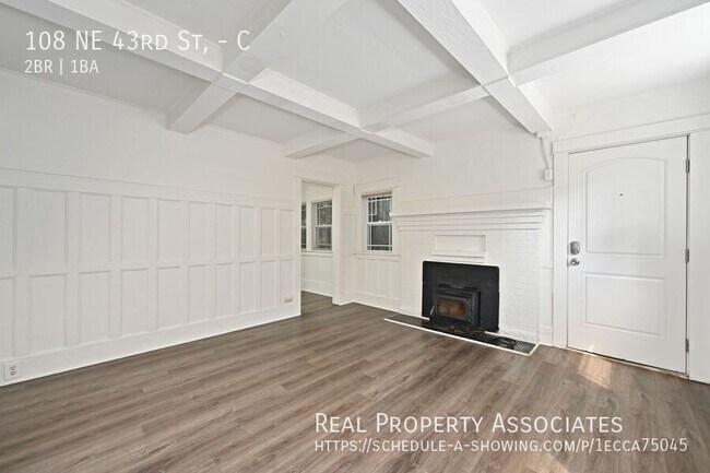 108 NE 43rd St-Unit -C in Seattle, WA - Building Photo - Building Photo