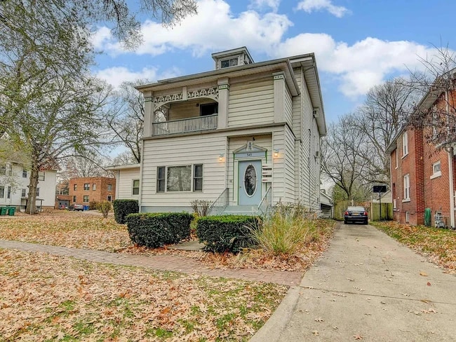 545 S Douglas Ave, Unit #3