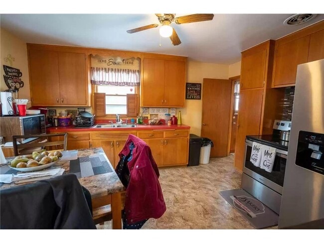 2700 W 66th St in Minneapolis, MN - Building Photo - Building Photo