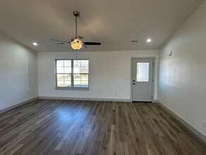 154 Mesa Dr in Waynesville, MO - Building Photo - Building Photo