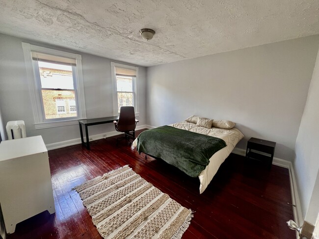 property at 2714 Maryland Ave