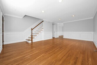 67 Ellsworth Ave in Harrison, NY - Building Photo - Building Photo