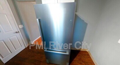 7471 John F Kennedy Dr W in Jacksonville, FL - Building Photo - Building Photo