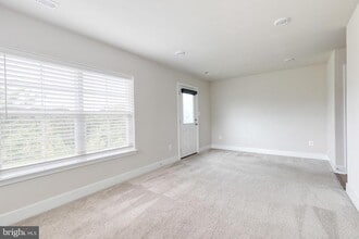 2008 Ivory Brook Rd in Woodlawn, MD - Building Photo - Building Photo
