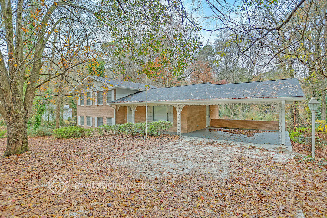 2819 Collier Dr NW in Atlanta, GA - Building Photo