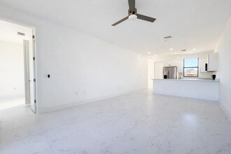 1127 Homer Ave S in Lehigh Acres, FL - Building Photo - Building Photo