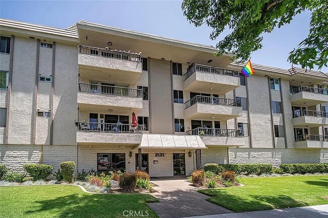 property at 2121 E 1st St