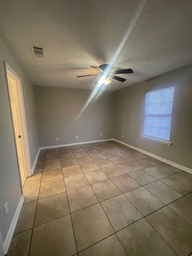 113 Leeswood Cir in Brunswick, GA - Building Photo - Building Photo