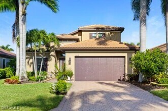 26120 St Michael Ln in Bonita Springs, FL - Foto de edificio - Building Photo