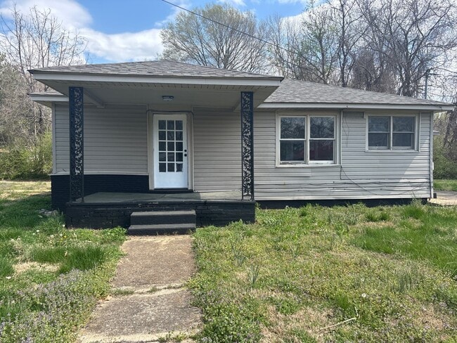 1108 Warren St in Brownsville, TN - Building Photo - Building Photo