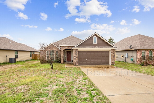 3741 Mariposa Ct in Bryan, TX - Building Photo - Building Photo