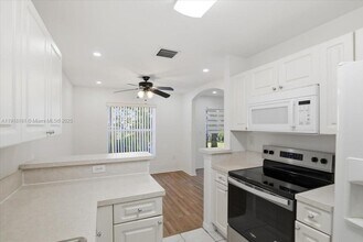 2247 NW 171st Terrace in Pembroke Pines, FL - Building Photo - Building Photo
