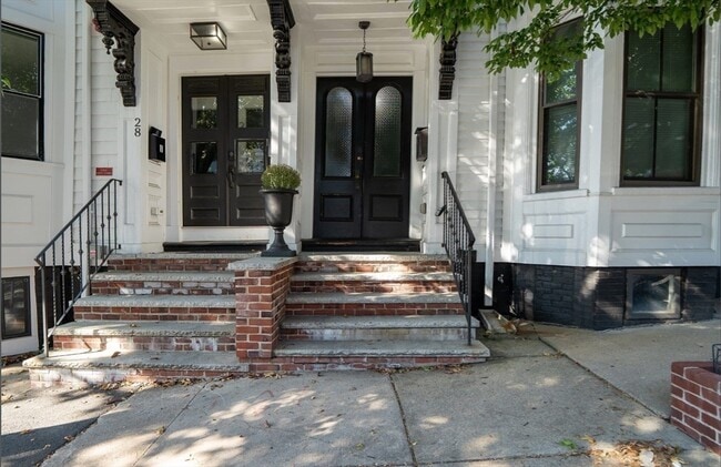 30 Telegraph St in Boston, MA - Building Photo - Building Photo