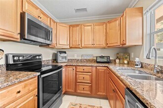 2108 Outer Dr in Sarasota, FL - Building Photo - Building Photo