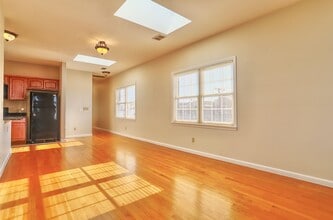 24 Emerson Ave in Jersey City, NJ - Building Photo - Building Photo