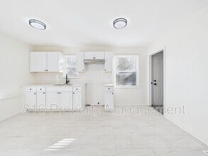 5017 Dodson Ave in Kansas City, KS - Building Photo - Building Photo