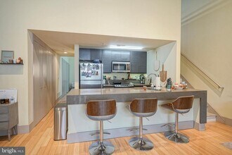 1136 Titan St in Philadelphia, PA - Building Photo - Building Photo