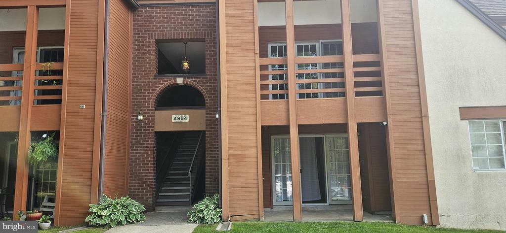 4954 Columbia Rd in Columbia, MD - Building Photo