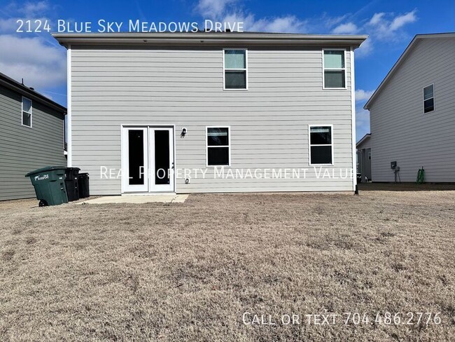 2124 Blue Sky Mdws Dr in Monroe, NC - Building Photo - Building Photo