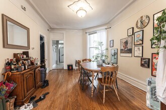 3519 N Reta Ave, Unit 2 in Chicago, IL - Building Photo - Building Photo