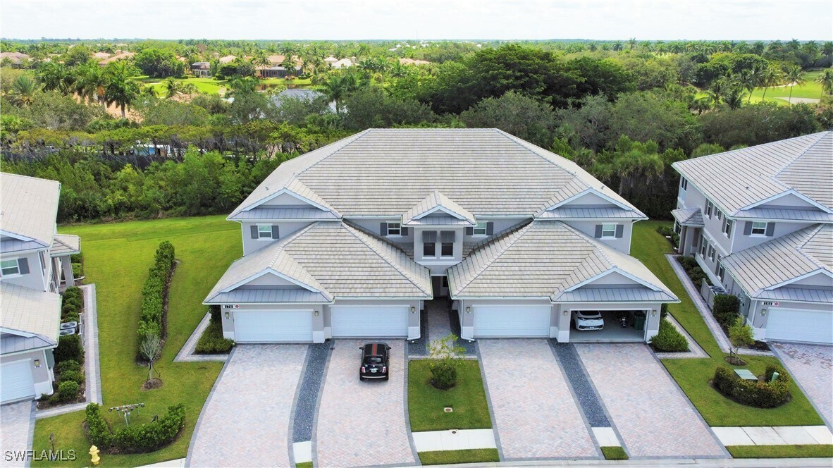 178 Indies Dr E in Naples, FL - Building Photo