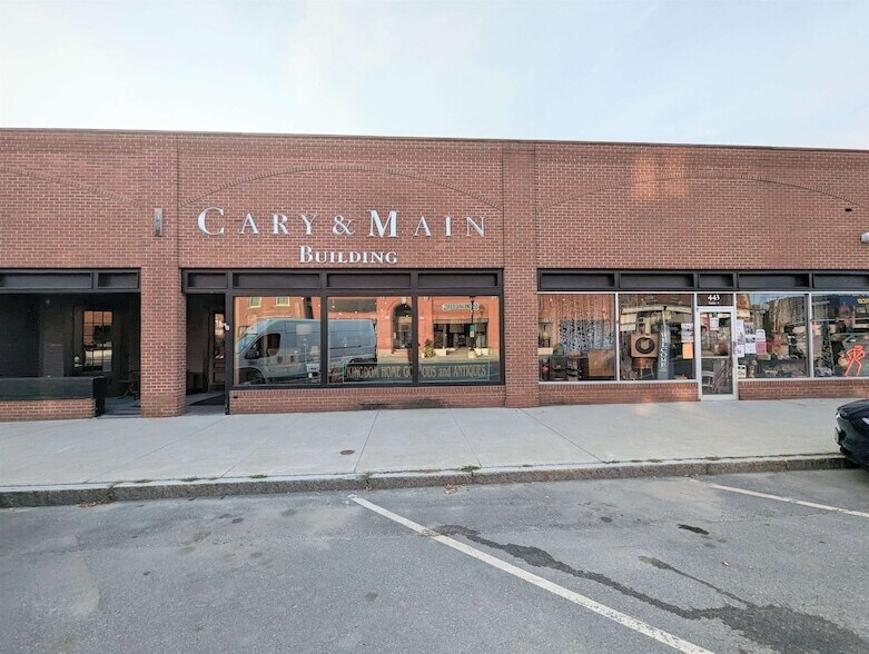 443 Railroad St, Unit 4 in St Johnsbury, VT - Building Photo