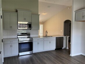 98 Pine Cir Dr in Palm Coast, FL - Building Photo - Building Photo