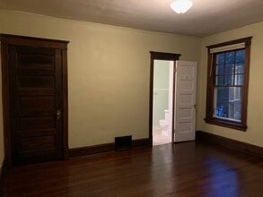 708 Vine St, Unit Apt 3 in West Lafayette, IN - Foto de edificio - Building Photo