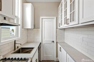 370 Frederick St in San Francisco, CA - Building Photo