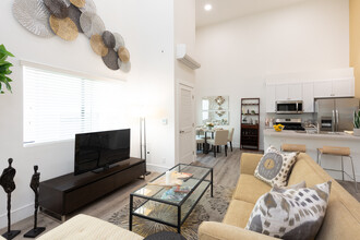 NEW 2 Bed, 2 Bath LOFTS! HEART OF KOREATOW... in Los Angeles, CA - Building Photo - Interior Photo