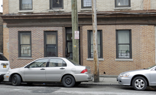 95 School St in Yonkers, NY - Building Photo - Building Photo