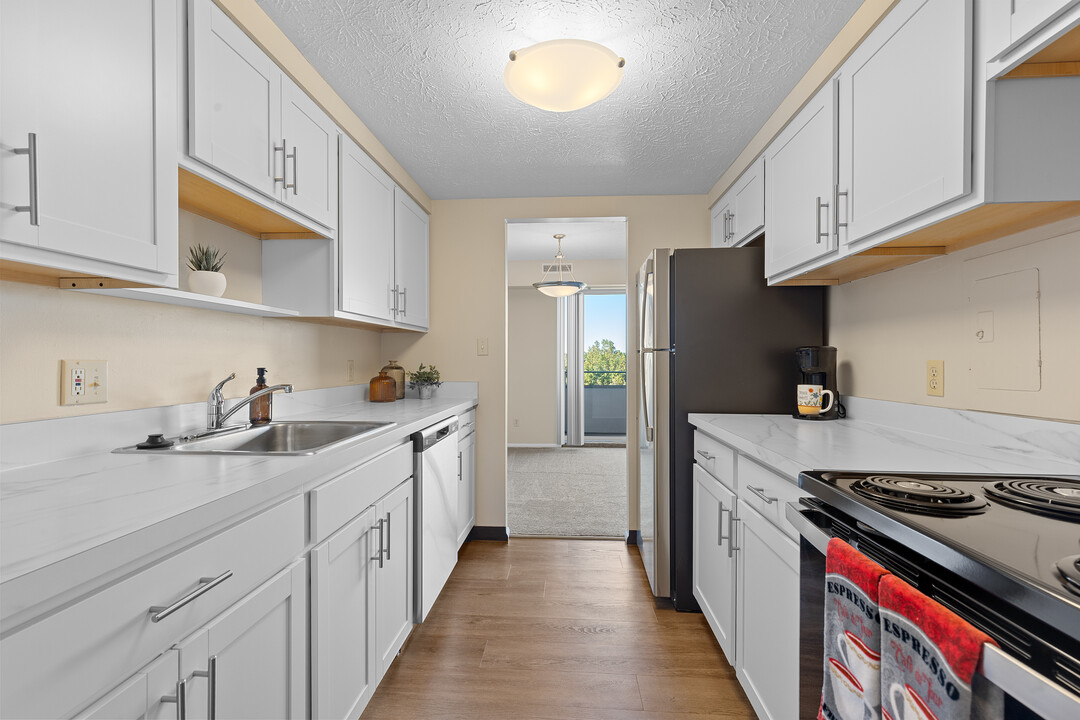 Concord Apartments in Cleveland Heights, OH - Building Photo