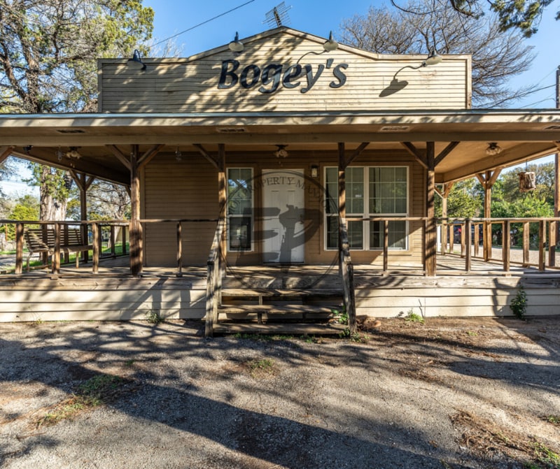 113 County Rd 1604 in Clifton, TX - Building Photo