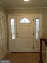 11348 Vale Rd in Oakton, VA - Building Photo - Building Photo