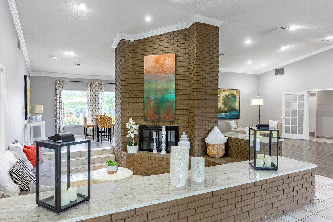 Vue on Medlock in Peachtree Corners, GA - Building Photo