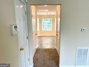 5745 Strathmoor Manor Cir in Lithonia, GA - Building Photo - Building Photo