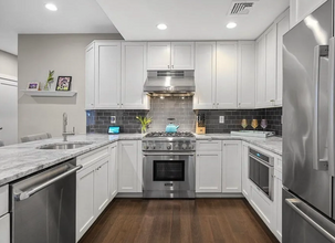309 E St, Unit 22 in Boston, MA - Building Photo - Building Photo