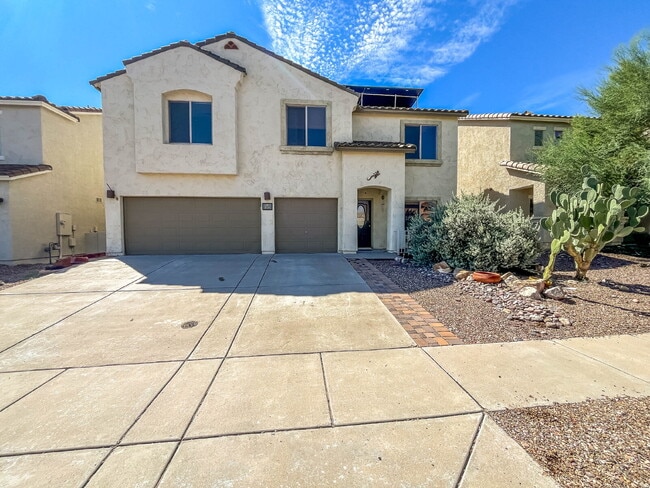 property at 879 W Via De Gala