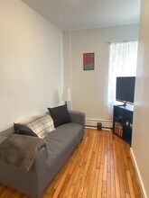 100 Linden St, Unit #1 in Boston, MA - Foto de edificio - Building Photo