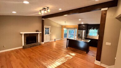 4035 Dollar Cir in Suwanee, GA - Building Photo - Building Photo