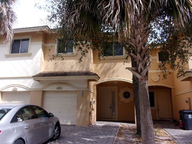 property at 4312 Berkshire Wharf Dr